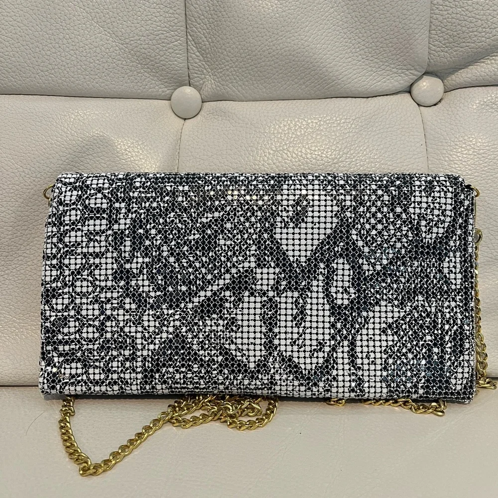 One of a Kind Vintage BCBGMaxAzria Snakeskin Print Chain Metal Clutch - Picture 5 of 9